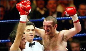 Julio Pablo Chacon and Scott Harrison after Saturday's WBO title fight