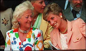 Frances Shand Kydd with Diana, Princess of Wales, at Wimbledon 