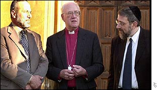 Dr George Carey (centre) with Sheikh Tal el-Sider (left), and Rabbi Michael Melchior
