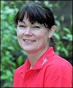 Tracey Edwards' Maiden II broke Fossett's original world record in September