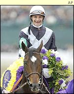 Domedriver and Jockey Thierry Thulliez after their win