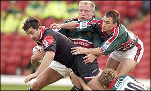 Saracens' Kevin Sorrell struggles to get through the Leicester defence