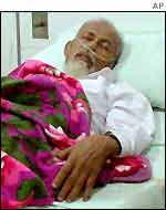 Abu Bakar Ba'asyir in his hospital bed