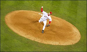 Brendan Donnelly of the Anaheim Angels pitches in the seventh inning against the San Francisco Giants 