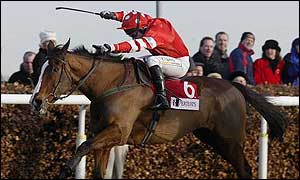 Maguire wins the 2001 King George VI Chase on Florida Pearl