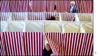 Voting boothes in Kennebunk