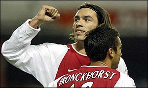 Pires scores after 12 minutes
