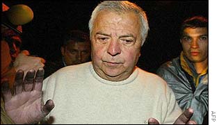 Gilberto Rodriguez Orejuela walks free from prison