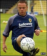 Paul Dickov in training with Scotland
