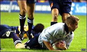 Chris Paterson scores Scotland's second try