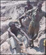 Garimpeiros in Capembe 