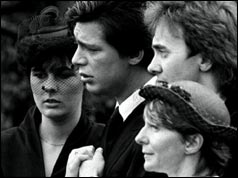 Jeremy Bamber (second left)