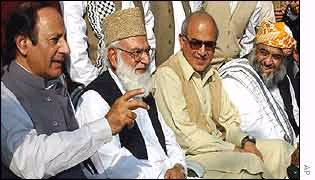From left: PML-Q leader Chaudary Shujat Hussain, Qazi Hussain Ahmed (MMA), ex-president Leghari and Fazl-ur Rahman (MMA)