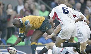 Australia start the second-half strongly and score two quick tries through Wendell Sailor and Elton Flatley 
