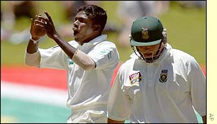 Fernando removes Kallis