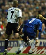 Fulham's Steve Marlet kicks Birmingham's Robbie Savage