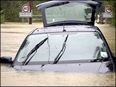 Stranded car at Caldecote in Cambridgeshire