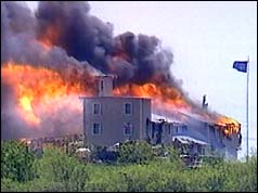 Branch Davidians' compound ablaze