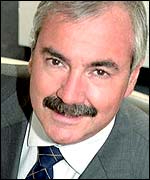 MMO2 chief executive, Peter Erskine