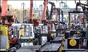 Construction workers block a Street leading to the Brandenburg Gate in Berlin