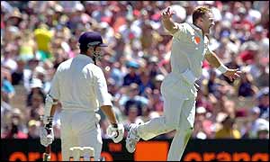 Australia's Andy Bichel celebrates prematurely as Vaughan is given not out