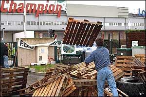 A French farmer blocks access to a supermarket near Toulouse