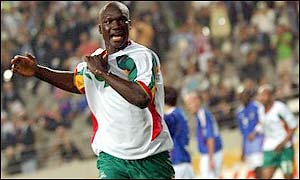 Pape Bouba Diop celebrates the winning goal in Senegal's dramatic World Cup victory over France