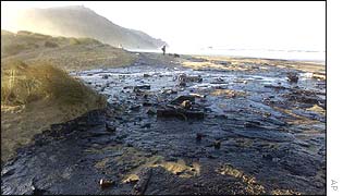 Oily beach near Finisterre