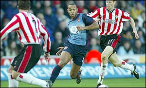 Arsenal's Thierry Henry attacks Southampton's defence