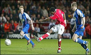 Jason Euell's seals the 3-1 win for Charlton with a stunning strike