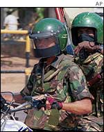 Sri Lankan soldiers on patrol 