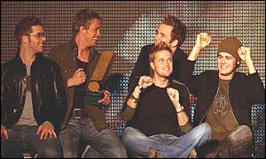 Westlife at the Smash Hits awards (l-r) Mark Feehily, Kian Egan, Nicky Byrne, Shane Filan and Bryan McFadden
