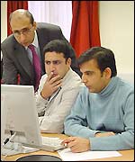 Refugee doctors studying to requalify for the NHS