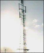Communications mast