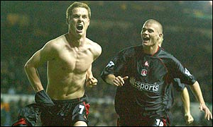 Scott Parker celebrates his winning goal against Leeds