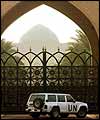 A UN vehicle parked at the entrance to the Sijood palace
