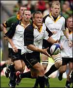 Jonny Wilkinson in action for newcastle