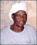 Mama Anna, female circumcisor