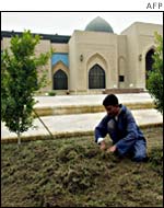 Sijood palace gardener