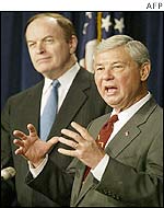 Senator Richard Shelby (left) and Senator Bob Graham 