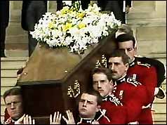 Funeral bearers carrying the coffin