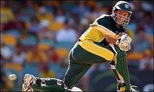 Maher sweeps spinner Thilan Samaraweera