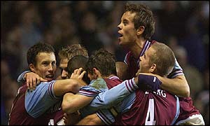 Tomas Hitzlsperger goal gives Villa victory