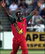 Zimbabwe fast bowler Henry Olonga