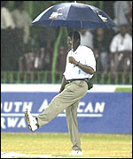 Umpire Steve Bucknor