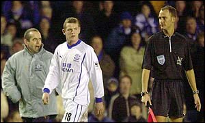 Wayne Rooney is sent off for Everton