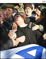 Relatives of Tel Aviv bomb victim