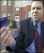 Cop with dodgy credit card