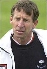 Wayne Clark (Cricketphotos.co.uk)