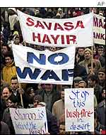 Anti-war protesters in Ankara